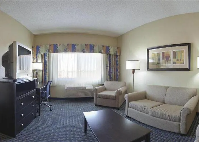 Express & Phoenix/chandler 3* Phoenix